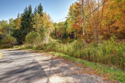Ch. du Lac-Sauvage  Mont-Blanc, QC J0T 2G0