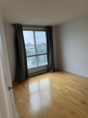 Bedroom - 201-10150 Boul. De L'Acadie, Montréal (Ahuntsic-Cartierville), QC - Indoor Photo Showing Other Room