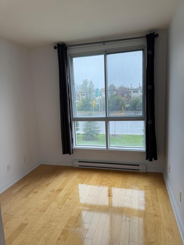 Bedroom - 201-10150 Boul. De L'Acadie, Montréal (Ahuntsic-Cartierville), QC - Indoor Photo Showing Other Room