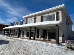 42  - 44 Rg de la Petite-Noraie  Saint-Charles-Borromée, QC J6A 2A1