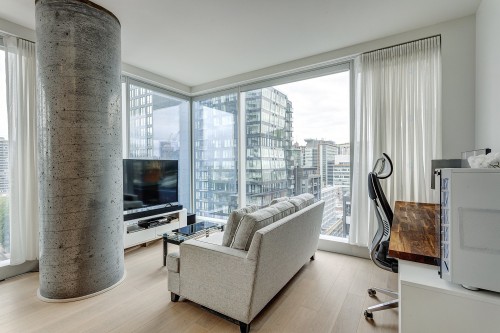 Living Room - 1603-1450 Boul. René-Lévesque O., Montréal (Ville-Marie), QC - Indoor Photo Showing Living Room