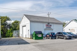 Garage - 