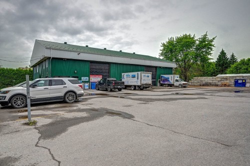 Stationnement - 2025 Boul. St-Antoine, Saint-Jérôme, QC - Outdoor