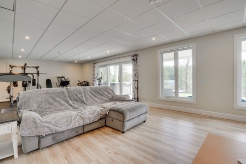 Salle familiale - 394 Ch. De La Perdrix, Cantley, QC - Indoor