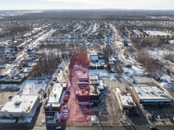 4794 Boul. des Laurentides  Laval (Chomedey), QC H7K 2J5