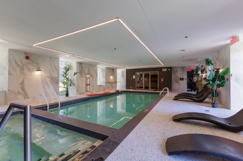 Pool - 217-1800 Boul. René-Lévesque O., Montréal (Ville-Marie), QC - Indoor Photo Showing Other Room With In Ground Pool