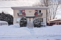 910  - 916 Rue d'Odessa  Laval (Fabreville), QC H7P 3X2