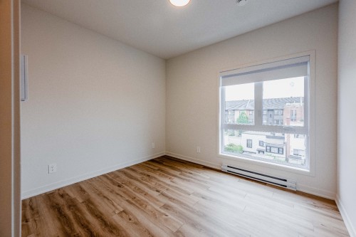 Bedroom - 752 3E Avenue, Montréal (Lachine), QC - Indoor Photo Showing Other Room