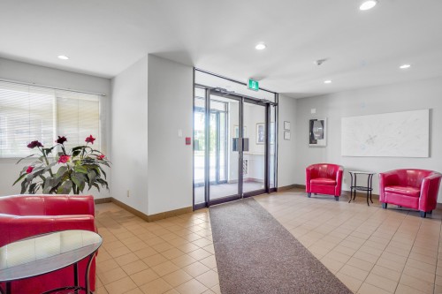 Hall d'entrée/Vestibule - 301-4190 Boul. St-Jean, Dollard-Des-Ormeaux, QC - Indoor