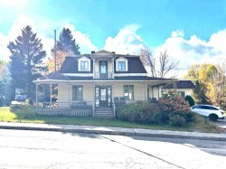 323 14e Avenue  La Guadeloupe, QC G0M 1G0