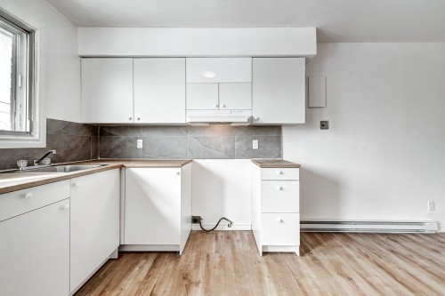 Cuisine - 8-11600 Boul. Langelier, Montréal (Montréal-Nord), QC - Indoor Photo Showing Kitchen