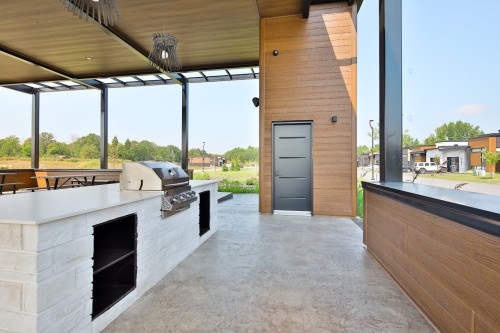 Patio - 19 Rue Des Trembles, Saint-Jean-Sur-Richelieu, QC - Outdoor With Exterior