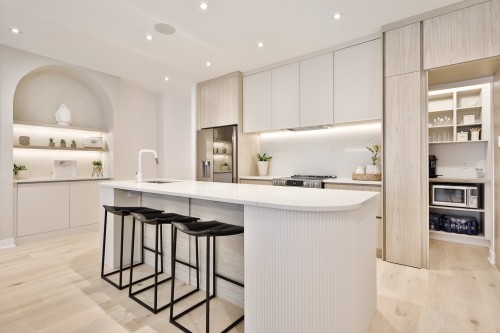 Kitchen - 19 Rue Des Trembles, Saint-Jean-Sur-Richelieu, QC - Indoor Photo Showing Kitchen With Upgraded Kitchen