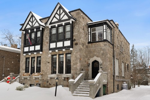 4598 Av. Montclair  Montréal (Côte-Des-Neiges/Notre-Dame-De-Grâce), QC H4B 2J7
