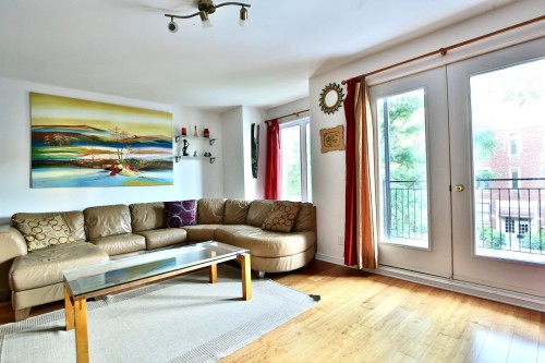 Salon - 202-2040 Boul. Décarie, Montréal (Côte-Des-Neiges/Notre-Dame-De-Grâce), QC - Indoor Photo Showing Living Room