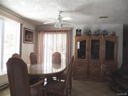 Salle à manger - 11 Rue Léonard S., Béarn, QC - Indoor Photo Showing Dining Room