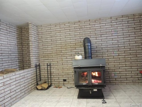 Salle familiale - 11 Rue Léonard S., Béarn, QC -  Photo Showing Other Room