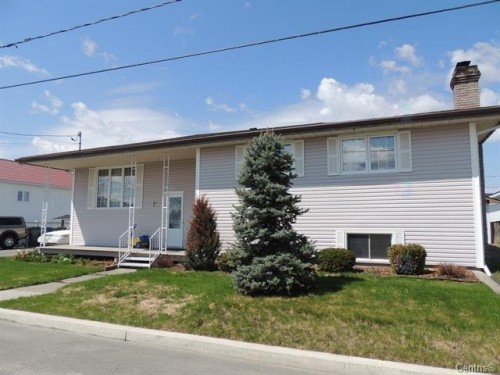 Façade - 11 Rue Léonard S., Béarn, QC - Outdoor