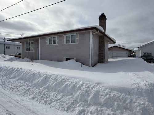 Façade - 11 Rue Léonard S., Béarn, QC - Outdoor