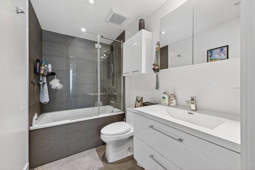 Salle de bains attenante à la CCP - 806-1045 Rue Wellington, Montréal (Le Sud-Ouest), QC - Indoor Photo Showing Bathroom