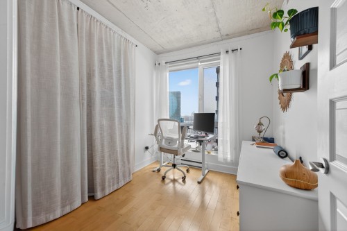 Chambre à coucher - 806-1045 Rue Wellington, Montréal (Le Sud-Ouest), QC - Indoor Photo Showing Office