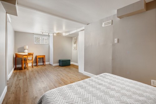Chambre à coucher - 29 Rue Du Couvent, Saint-Simon, QC - Indoor Photo Showing Bedroom