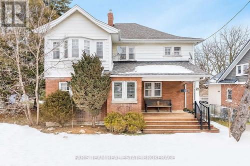 105 BARRIE STREET  Bradford West Gwillimbury, ON L9S 2C9