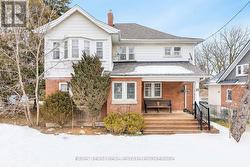 105 BARRIE STREET  Bradford West Gwillimbury, ON L9S 2C9