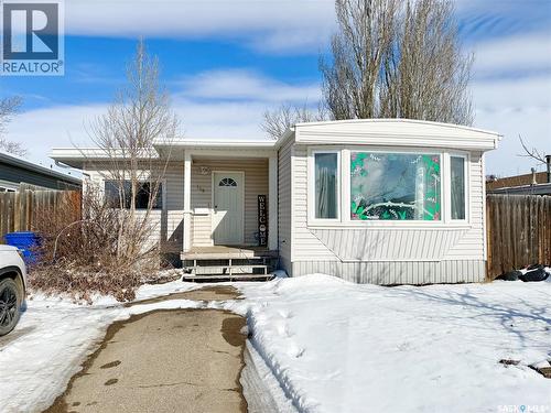 148 Laing Crescent, Weyburn, SK 