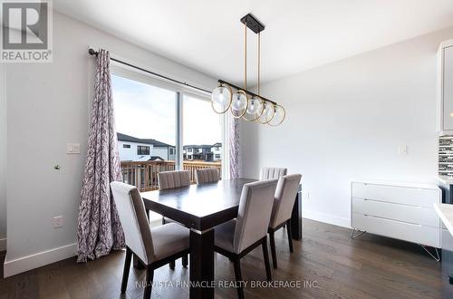 2187 Ironwood Road, London South (South K), ON - Indoor Photo Showing Dining Room