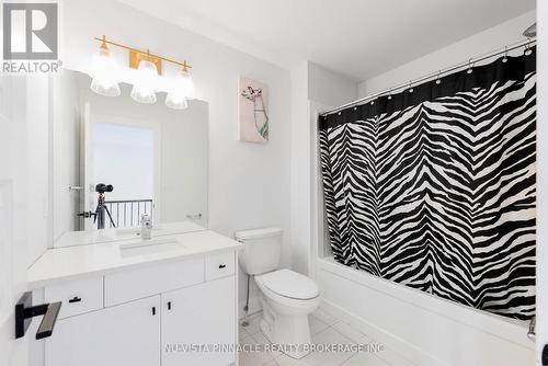 2187 Ironwood Road, London South (South K), ON - Indoor Photo Showing Bathroom