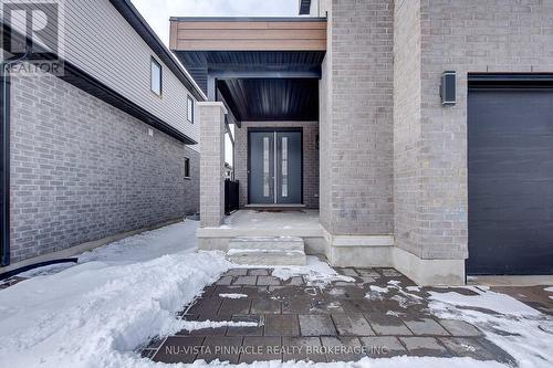 2187 Ironwood Road, London South (South K), ON - Outdoor