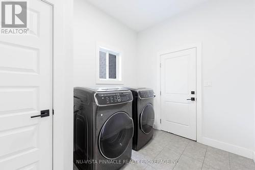 2187 Ironwood Road, London South (South K), ON - Indoor Photo Showing Laundry Room