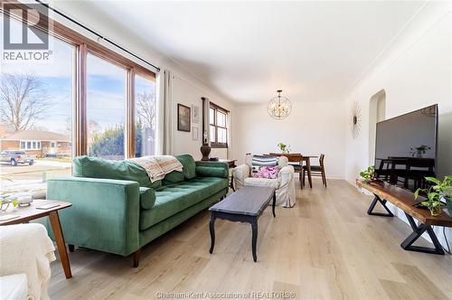 24 Simonton Drive, Chatham, ON 