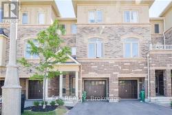 34 - 6625 FALCONER DRIVE  Mississauga, ON L5N 0C7