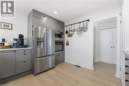 104 Cindy Avenue, Cambridge, ON - Indoor Photo Showing Kitchen