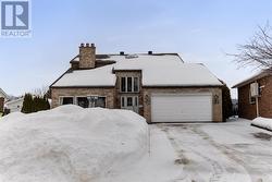 16 Charlotte DR  Sault Ste. Marie, ON P6B 5S7