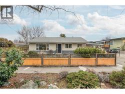 1122 Stockwell Avenue  Kelowna, BC V1Y 6W6