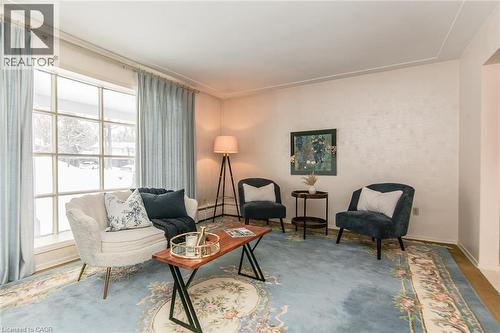 198 Ashcroft Place, Waterloo, ON - Indoor Photo Showing Living Room