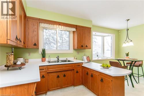 198 Ashcroft Place, Waterloo, ON - Indoor Photo Showing Kitchen With Double Sink