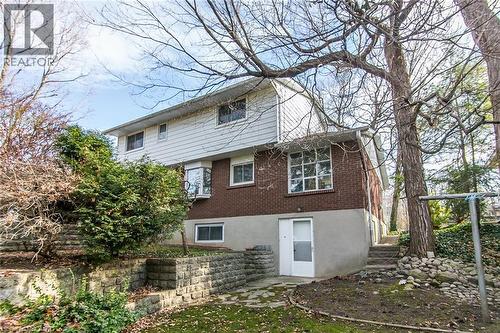 198 Ashcroft Place, Waterloo, ON - Outdoor