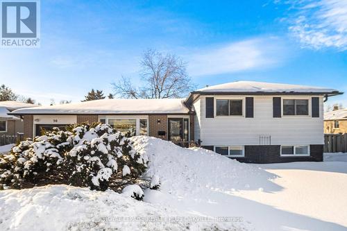 98 RUSTIC CRESCENT  Orangeville, ON L9W 1S9