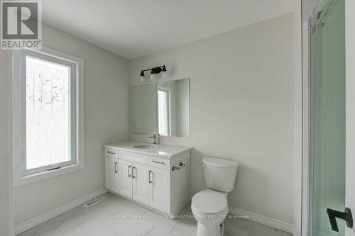 37 - 435 Callaway Road, London North, ON - Indoor Photo Showing Bathroom