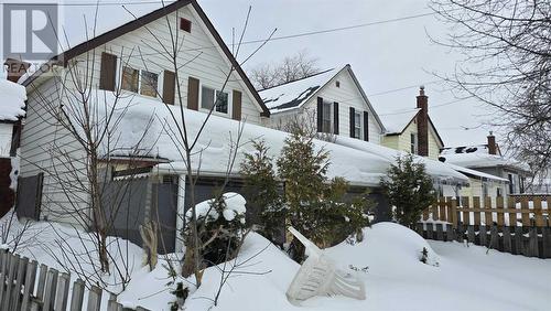 105 Albert St E, Sault Ste. Marie, ON - Outdoor