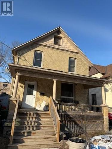 19 ELYSIAN STREET W  St. Thomas, ON N5P 1R3