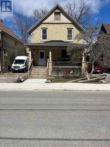 19 ELYSIAN STREET W  St. Thomas, ON N5P 1R3