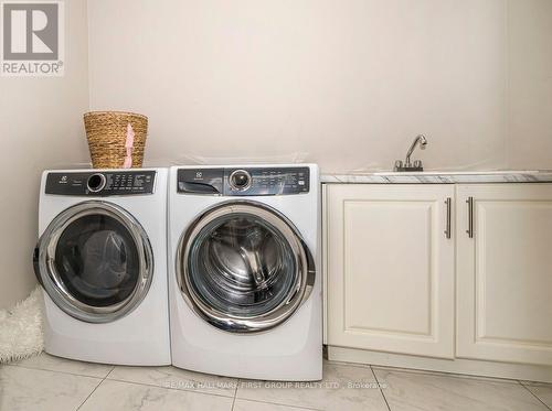 21 Souter Drive, Whitby, ON - Indoor Photo Showing Laundry Room