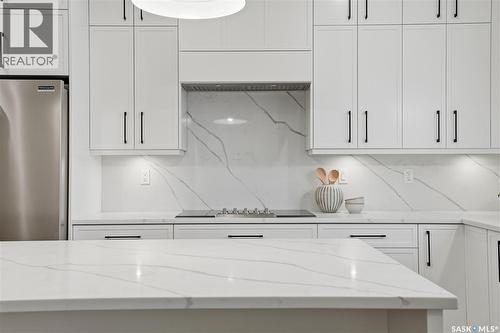 1137 13Th Street E, Saskatoon, SK - Indoor Photo Showing Kitchen With Upgraded Kitchen
