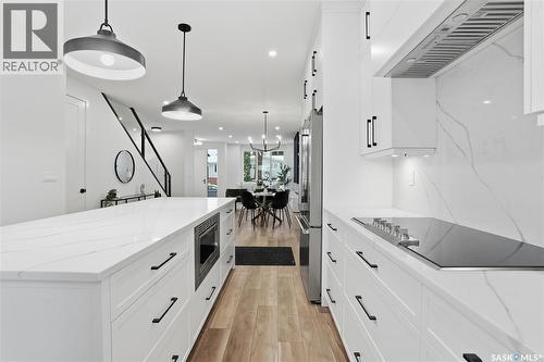 1137 13Th Street E, Saskatoon, SK - Indoor Photo Showing Kitchen With Upgraded Kitchen