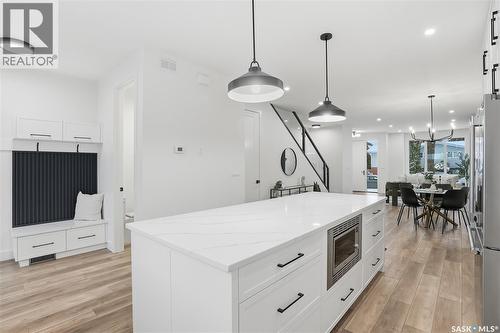 1137 13Th Street E, Saskatoon, SK - Indoor Photo Showing Kitchen With Upgraded Kitchen